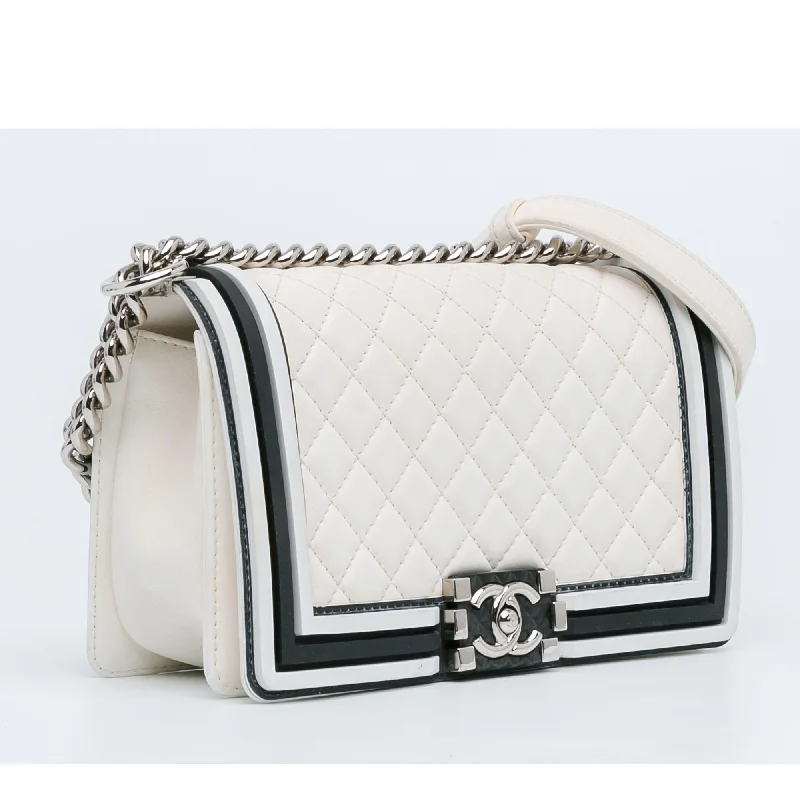 Chanel Medium Bicolor Lambskin and Rubber Boy Flap (DBkDgP)